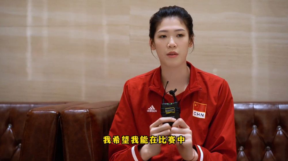 拍摄模特的摄影师